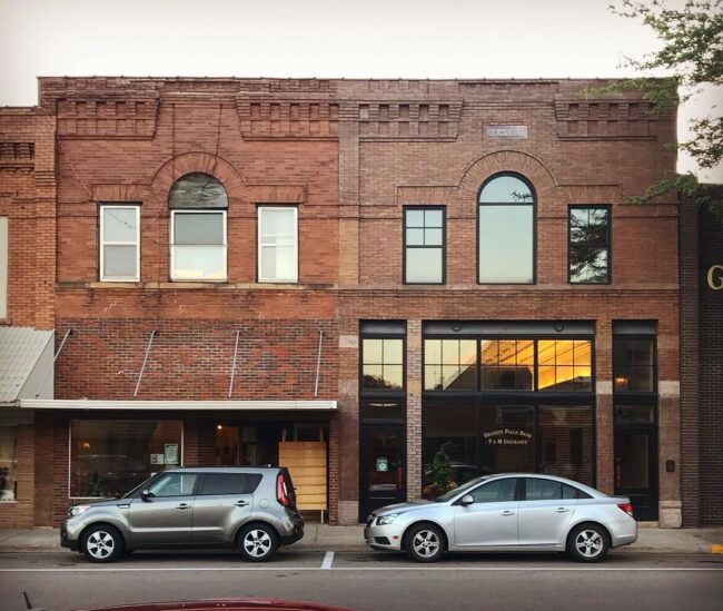 Yes House_Left) Twin Bldgs_2019.06.27