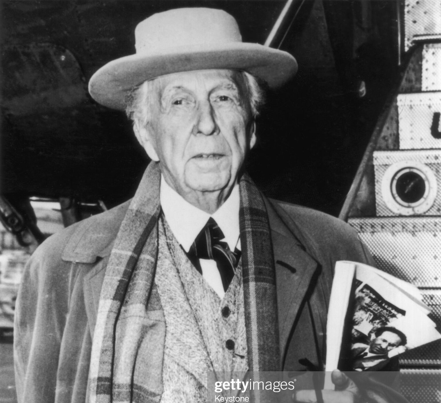 Architect Frank Lloyd Wright (1867 1959). (Photo by Keystone/Getty