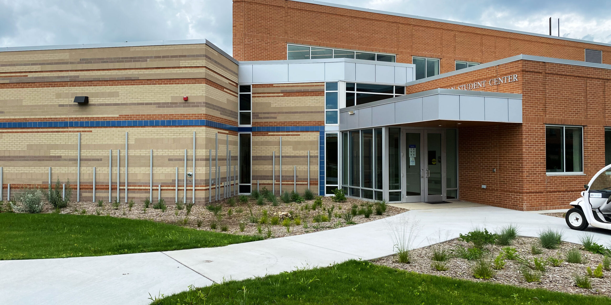 Exterior – vertical elements